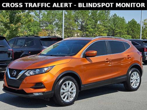 2022 Nissan Rogue Sport SV