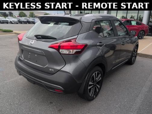 Gun Metallic 2019 Nissan Kicks SR
