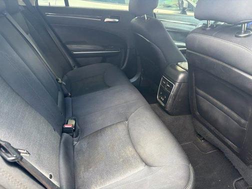 Granite Crystal Clearcoat Metallic 2019 Chrysler 300 Touring