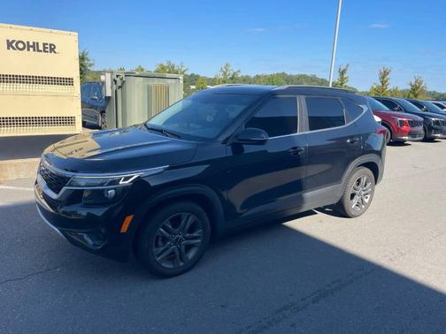 2022 Kia Seltos S