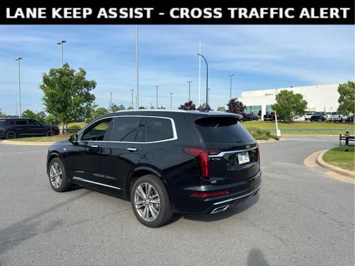 Stellar Black Metallic 2020 Cadillac XT6 Premium Luxury FWD