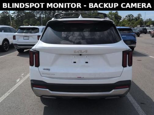 Glacial White Pearl 2025 Kia Sorento S