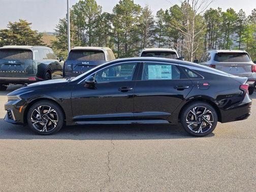 Aurora Black Pearl 2026 Kia K5 GT-Line