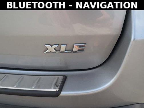 Celestial Silver Metallic 2019 Toyota Highlander XLE