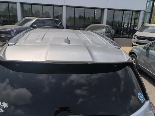 Celestial Silver Metallic 2019 Toyota Highlander XLE