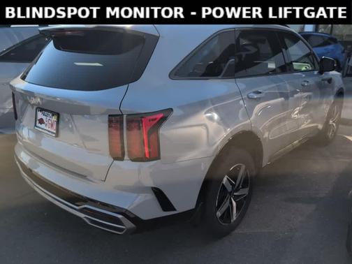 2023 Kia Sorento EX