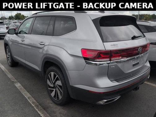 Silver Bird Metallic 2024 Volkswagen Atlas 2.0T SE w/Technology