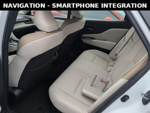 Oxygen White 2024 Toyota Crown Limited