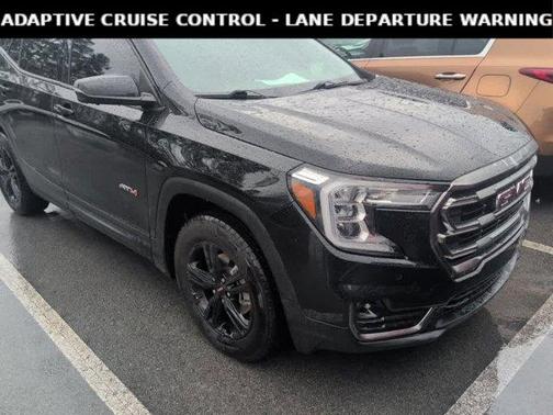 2023 GMC Terrain AT4