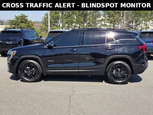 2023 GMC Terrain AT4