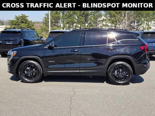 2023 GMC Terrain AT4