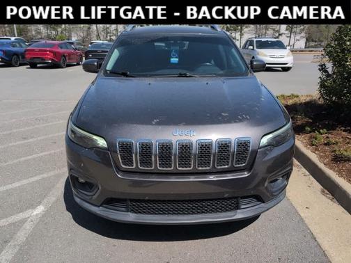 Granite Crystal Clearcoat Metallic 2019 Jeep Cherokee Latitude Plus