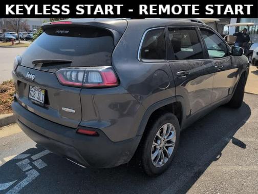 Granite Crystal Clearcoat Metallic 2019 Jeep Cherokee Latitude Plus