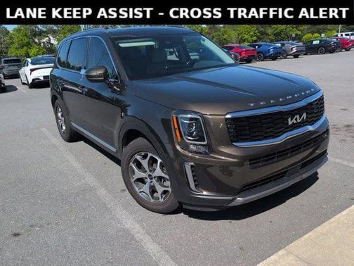 Dark Moss 2022 Kia Telluride EX