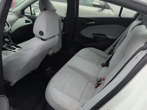 2019 Chevrolet Cruze LS