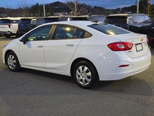 2019 Chevrolet Cruze LS