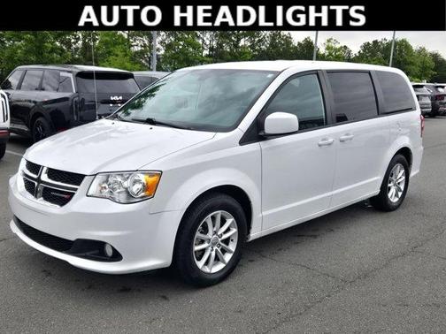 White Knuckle Clearcoat 2020 Dodge Grand Caravan SE