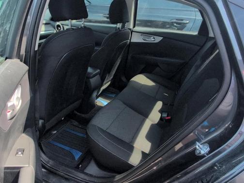 Gravity Gray 2024 Kia Forte LXS