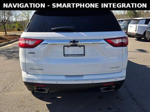 Summit White 2021 Chevrolet Traverse Premier