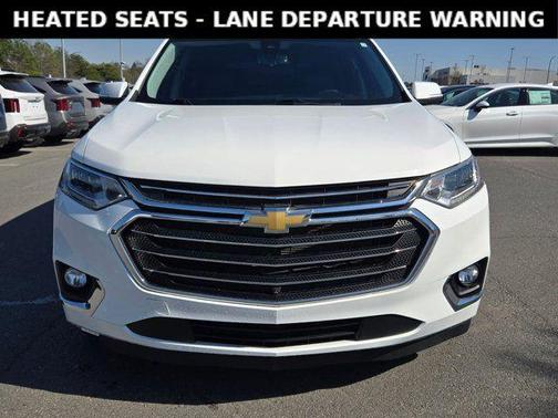 Summit White 2021 Chevrolet Traverse Premier