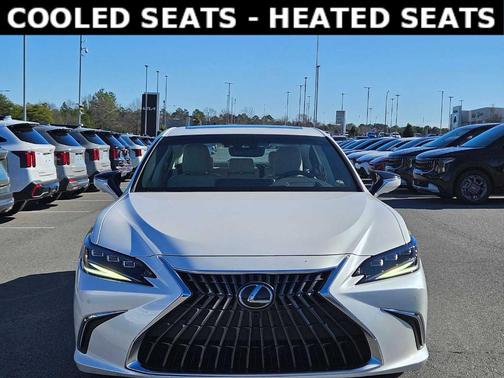 2023 Lexus ES 300h Ultra Luxury