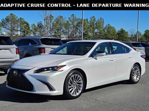 2023 Lexus ES 300h Ultra Luxury