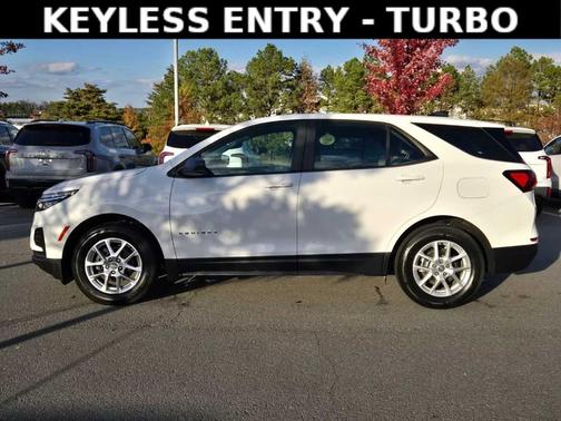 2023 Chevrolet Equinox LS