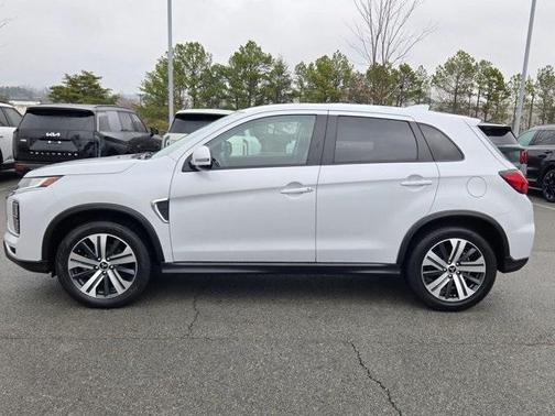 2024 Mitsubishi Outlander Sport SE