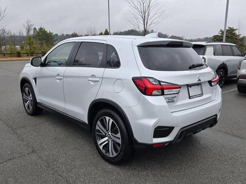 2024 Mitsubishi Outlander Sport SE