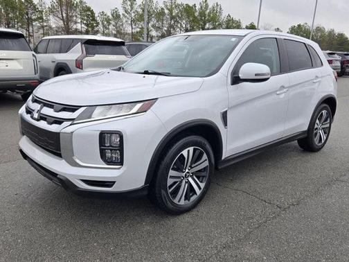 2024 Mitsubishi Outlander Sport SE