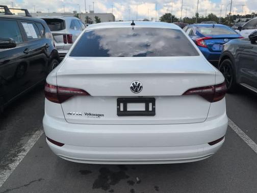 Pure White 2019 Volkswagen Jetta 1.4T S