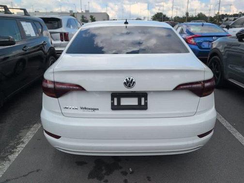 Pure White 2019 Volkswagen Jetta 1.4T S