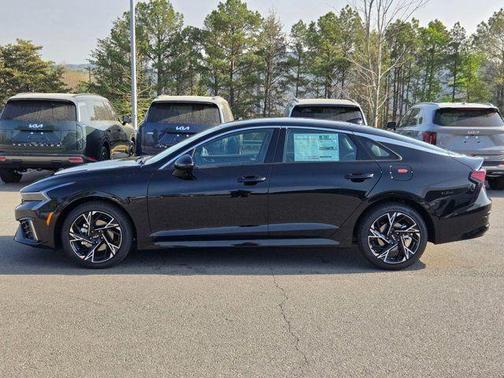 Aurora Black Pearl 2026 Kia K5 GT-Line