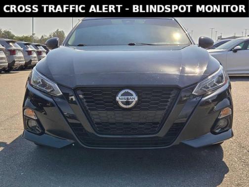 2022 Nissan Altima 2.5 SR