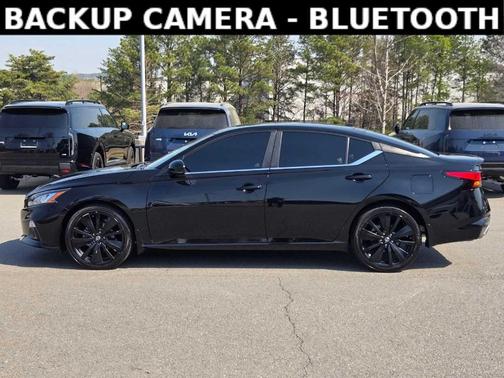 2022 Nissan Altima 2.5 SR