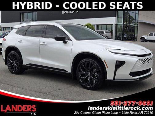 2025 Toyota Crown Signia LIMITED