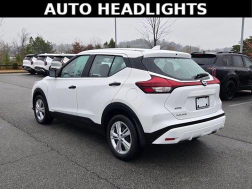 2021 Nissan Kicks S