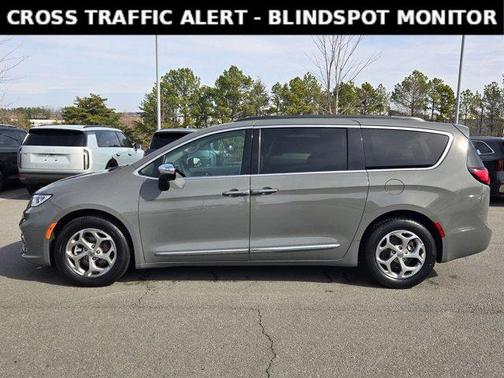 2023 Chrysler Pacifica Limited