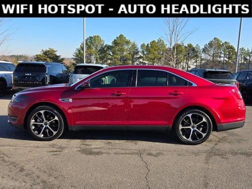 2015 Ford Taurus SEL