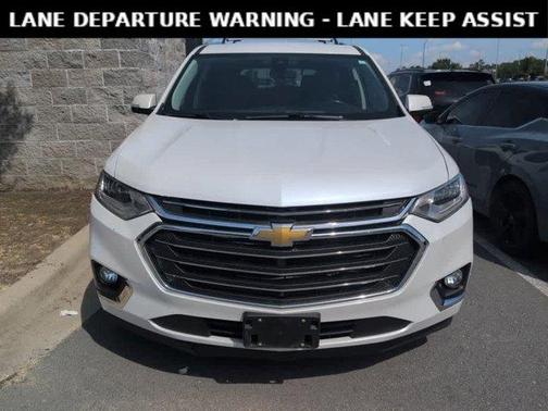 Iridescent Pearl Tricoat 2019 Chevrolet Traverse Premier