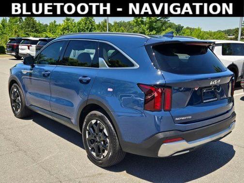 Midnight Black 2025 Kia Sorento S