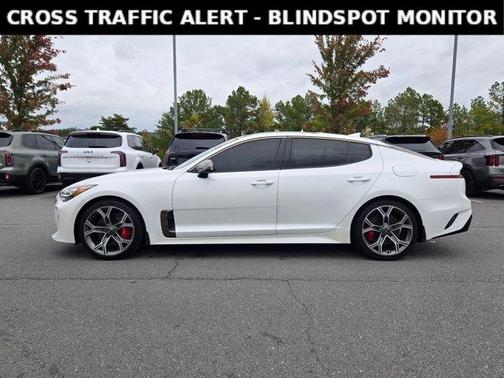 2019 Kia Stinger GT2