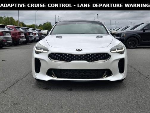 2019 Kia Stinger GT2