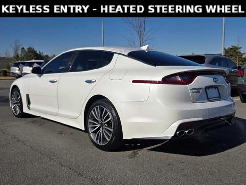 2019 Kia Stinger Base