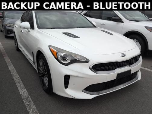 2019 Kia Stinger Base