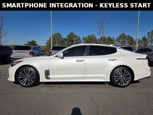 2019 Kia Stinger Base