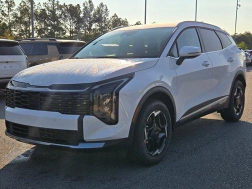 Glacial White Pearl 2026 Kia Sportage EX