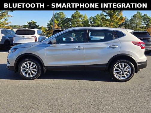 2022 Nissan Rogue Sport S