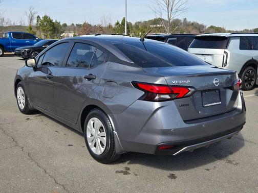 2022 Nissan Versa S