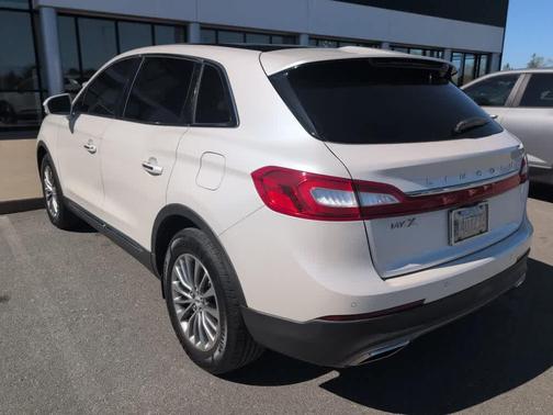 White Platinum Tri-Coat Metallic 2016 Lincoln MKX Reserve